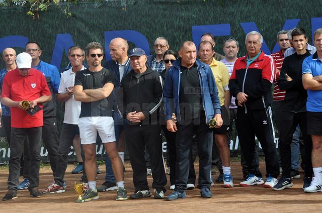 Tenismanii seniori suceveni sunt așteptați să se înscrie la Cupa Select la tenis dublu