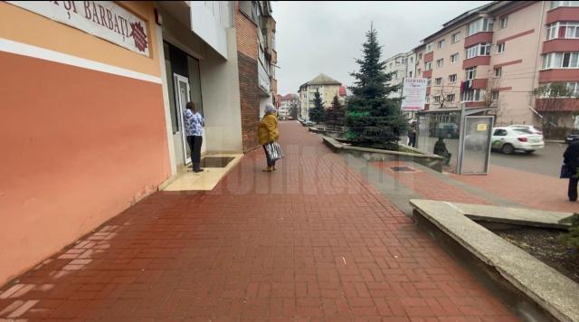 Lucrările de refacere a treptelor și aleilor aferente, finalizate în mai multe zone din municipiul Suceava
