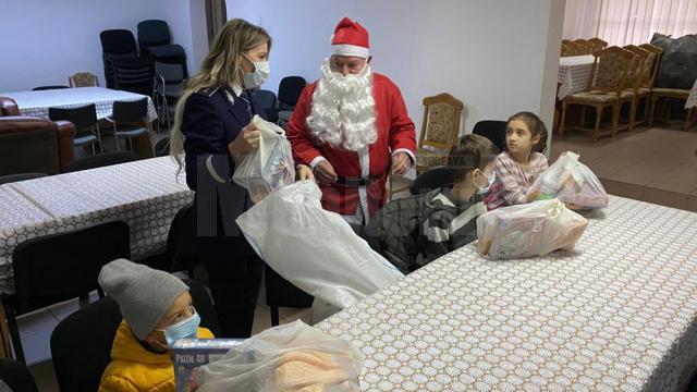 Polițiștii suceveni au fost spiridușii lui ”Moș Brian”