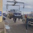 Poliția Locală a început ridicarea mașinilor parcate pe ruta alternativă de circulație spre zona comercială a Sucevei