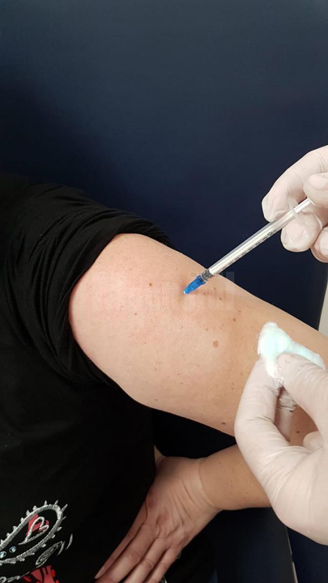 Joi s-au imunizat 1.262 de persoane