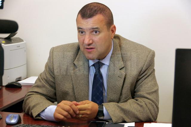 Unul dintre martorii din dosar este comisarul-șef Radu-Ionuț Obreja, pus sub acuzare pentru șpăgi amețitoare, într-un carusel infracțional în care se învârteau milioane de euro