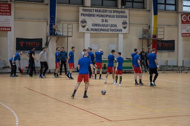 Handbaliștii suceveni se antrenează în vederea următorului meci din Liga Zimbrilor. Foto Codrin Anton (Fotosport)