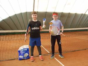 Finaliștii categoriei băieți 12 ani, Aris Anton şi Ştefan Morari