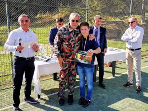 Participanții la BGH Open au onoarea de a fi premiați de marele Ilie Năstase