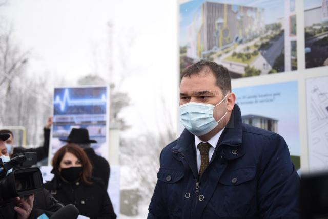 Primarul Sucevei, Ion Lungu, i-a prezentat ministrului Dezvoltării proiectul viitoarei săli polivalente de la Suceava