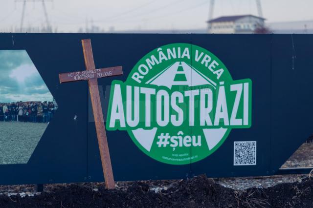 Primul metru de autostradă din Moldova a fost îngropat și i-a pus cruce