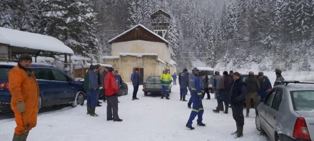 Minerii de la Crucea și Botușana intră astăzi în a șaptea zi de proteste