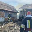 Casă incendiată de o mână criminală la Arbore