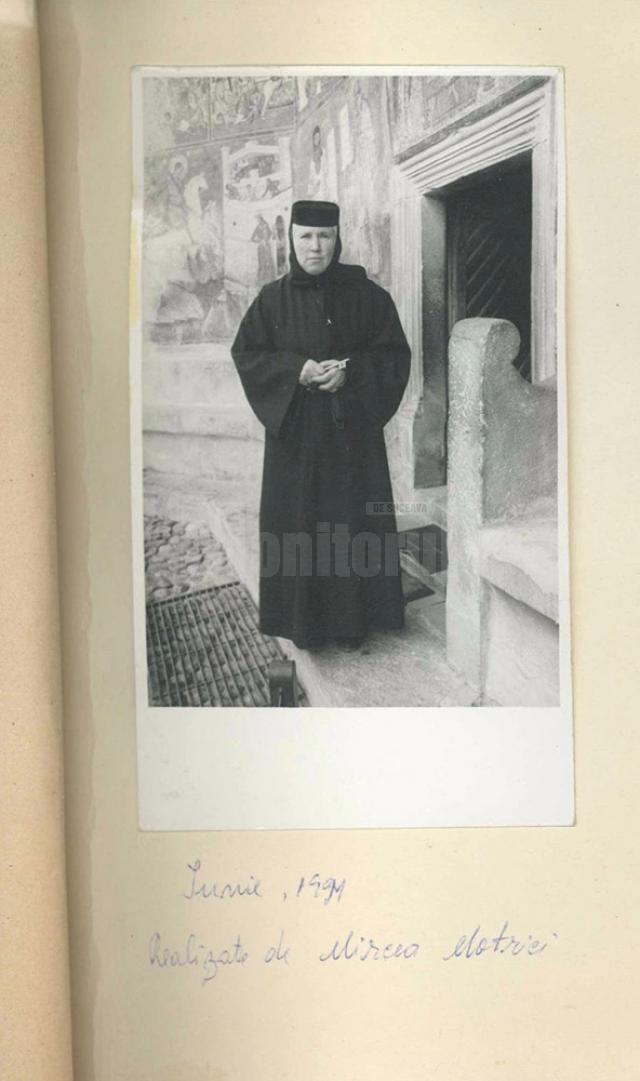 Iunie, 1991, Maica Irina Pântescu,  foto realizată de Mircea Motrici