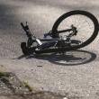 Accident pe E 85, după ce un biciclist beat turtă s-a dezechilibrat în fața unei mașini