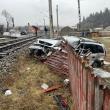 Maşină blocată pe calea ferată, lovită de un tren, la Vatra Dornei    Sursa foto: Orion TV Vatra Dornei