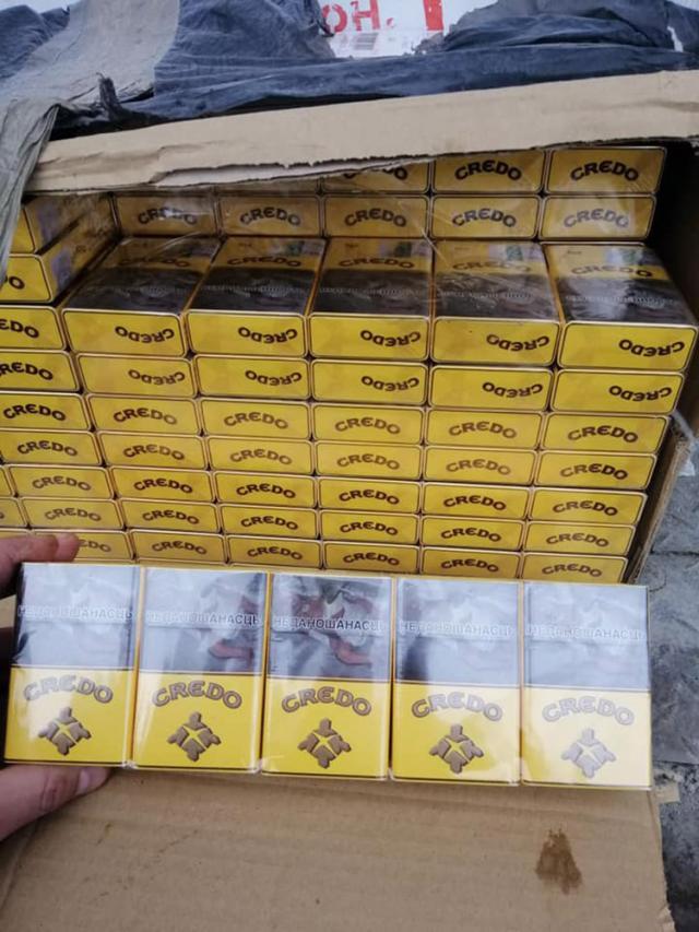 Peste 27.000 de pachete de țigări de contrabandă, destinate unui afacerist, fost vameș, confiscate în Ucraina