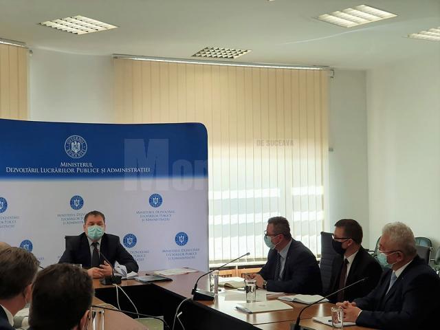 Primarul Sucevei, prezent la discuțiile de la  sediul Ministerului Dezvoltării, Lucrărilor Publice și Administrației, în prezența ministrului Attila Cseke