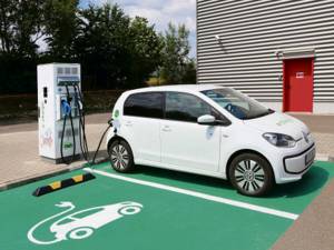Șapte noi stații de încărcare pentru mașinile electrice vor fi montate în Suceava