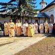 Program de slujbe şi rânduieli la Mănăstirea „Sfântul Ioan cel Nou”, săptămâna a ...