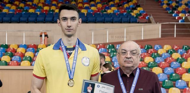 Alexandru Raţă a fost desemnat cel mai bun tănâr jucător din România