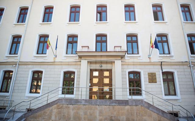 Magistrații de la Tribunalul Suceava i-au aplicat o condamnare de 2 ani de închisoare cu suspendare sub supraveghere