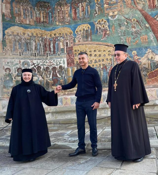 La Mănăstirea Voroneţ   FOTO Facebook David Saranga