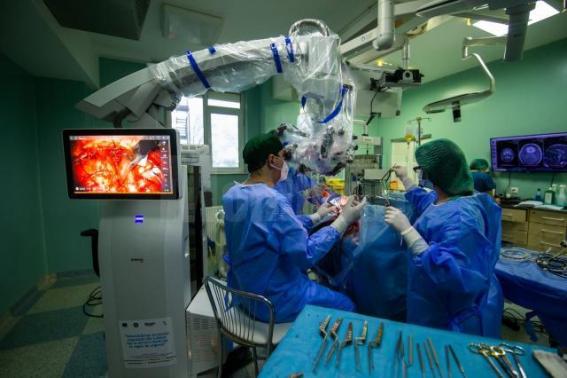 Studentă din Rădăuți, salvată după ce fost operată de o tumoră rară, la creier. Foto Facebook Spitalul de Neurochirurgie Iași