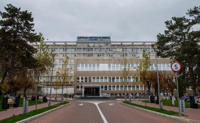 În Spitalul Judeţean Suceava mai sunt 71 de pacienţi Covid, din care 34 cu forme grave şi severe