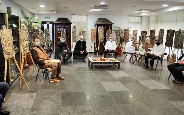 “Dialogul Artelor” - expoziție de sculptură, de pictură și lansări de carte, cu muzică și dansuri populare
