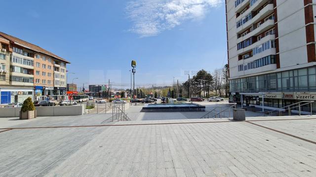 Construcția clinicii în partea dreaptă nu va obtura deschiderea pieței centrale spre Cetate și statuia lui Ștefan cel Mare