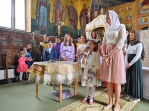 Proiect educațional de parteneriat Școală-Biserică-Familie, la Preutești