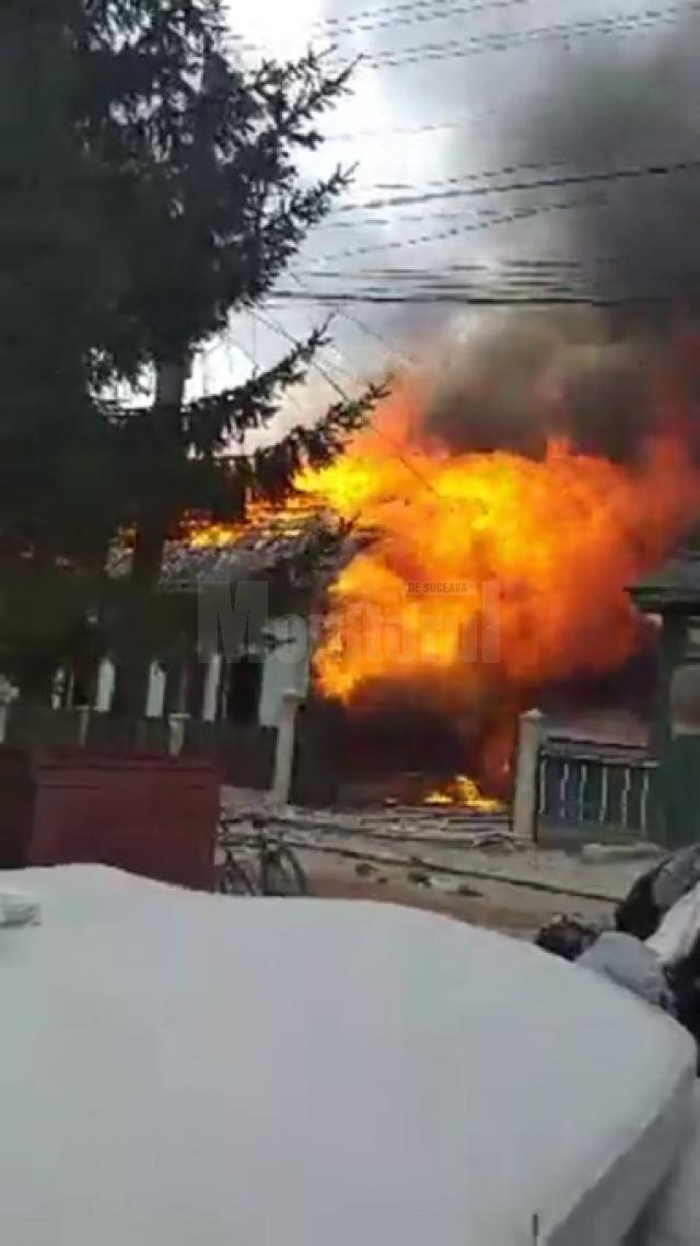 Incendiul de la Voivodeasa a lăsat dezastru în urmă: cinci gospodării afectate, din care patru grav