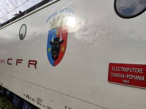 Căruțaș lovit serios după ce nu a acordat prioritate trenului Suceava - Putna