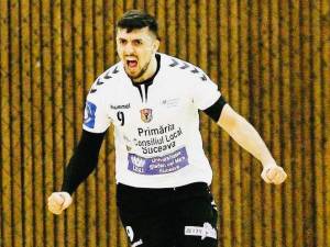 Adrian Tîrzioru revine la echipa care l-a lansat în handbalul mare