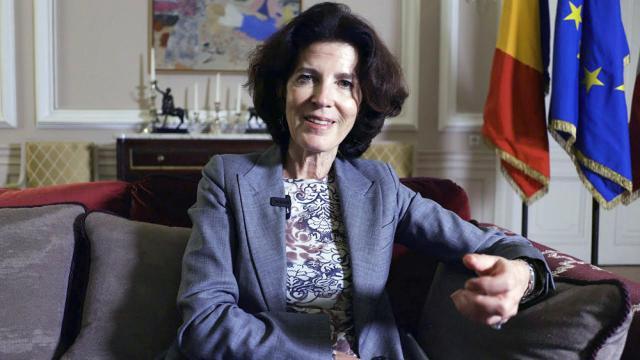 Excelența Sa Laurence Auer, Ambasadoarea Franței în România