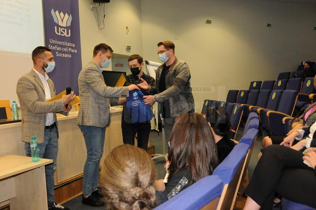 În cadrul evenimentului au fost premiați și studenții cu rezultate deosebite la olimpiade