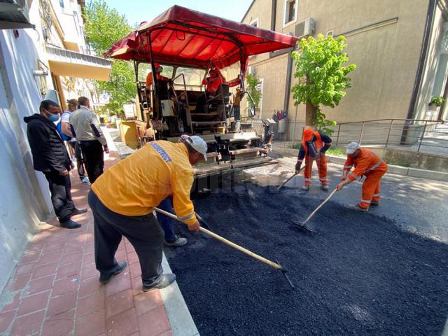 Lucrările de reabilitare și modernizare a străzii Ion Grămadă din centrul municipiului Suceava au fost finalizate