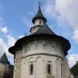 Zeci de liceeni din Suceava i-au dat “follow” unui preot pe Via Transilvanica
