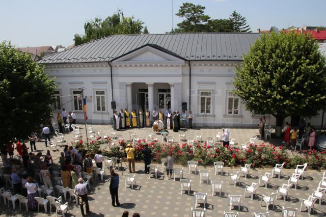 Clădirea Muzeului Falticenilor și Bibliotecii Municipala a fost reabilitata in totalitate