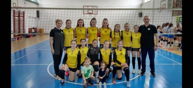 Voleibalistele de la ACS Kinder vor lupta pentru medalii în cadrul turneului final de la Suceava
