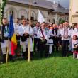 Pelerini ajunși la Sfânta Liturghie, la Mănăstirea Putna