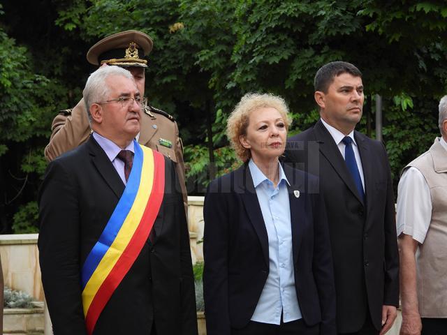 Marele voievod „Ștefan cel Mare” comemorat la Suceava, pe platoul Cetății de Scaun, prin depunerea de coroane de flori