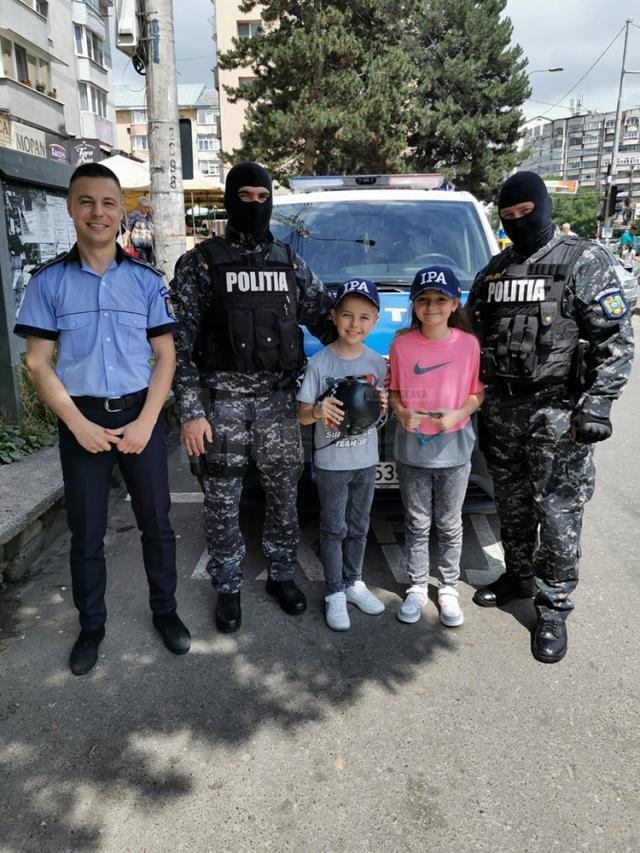 Cadouri pentru băiatul polițistului omorât în Gara Burdujeni