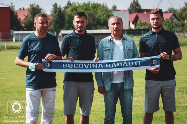 Florin Cristescu alături de staff-ul său. Foto Cristian Plosceac