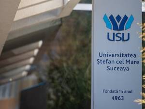 Aproape 350 de candidați și-au depus luni dosarele la USV, în prima zi de înscriere