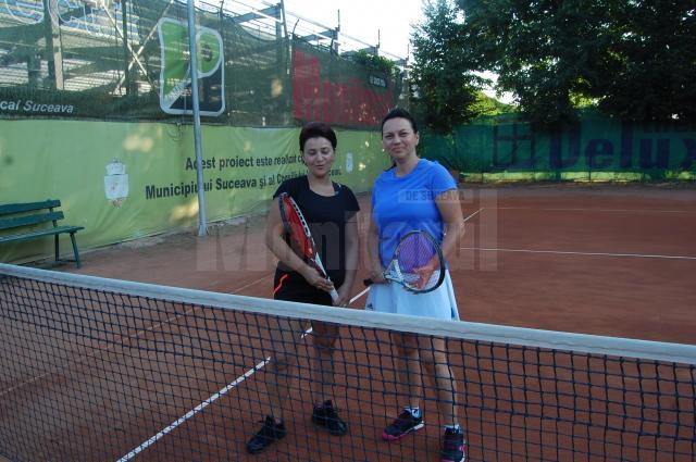 Cici Robciuc şi Alina Popovici Dumbravă au deschis seria de meciuri de ieri
