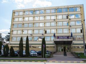 Dosar penal pentru o firmă care a blocat o stradă din Suceava