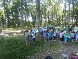 60 de preșcolari care în pandemie nu au avut acces la educație au participat la „Grădinița de vară”, organizată la Cajvana