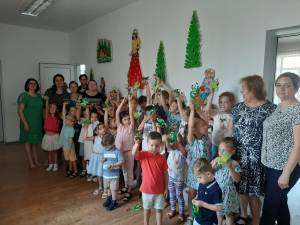 60 de preșcolari care în pandemie nu au avut acces la educație au participat la „Grădinița de vară”, organizată la Cajvana