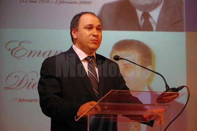 Mihai Dimian, prorectorul USV, va deveni din luna iulie cetățean de onoare al Sucevei