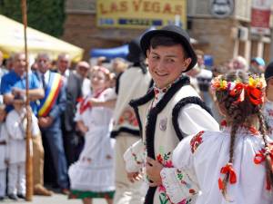 Festivalul Internațional de Folclor "Întâlniri Bucovinene"
