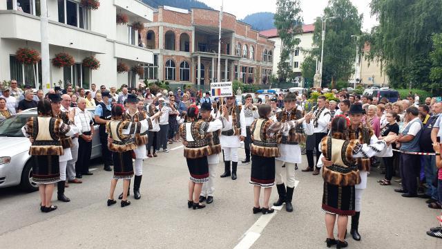 Festivalul  Internațional de Folclor „Întîlniri Bucovinene” la cea de-a 32-a ediție, în Câmpulung Moldovenesc 1