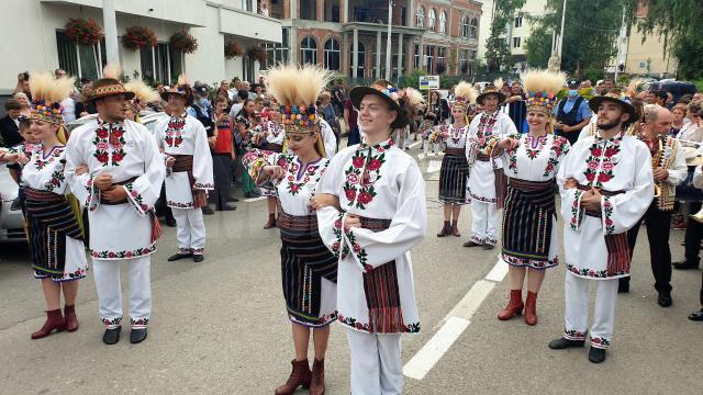 Festivalul  Internațional de Folclor „Întîlniri Bucovinene” la cea de-a 32-a ediție, în Câmpulung Moldovenesc 4